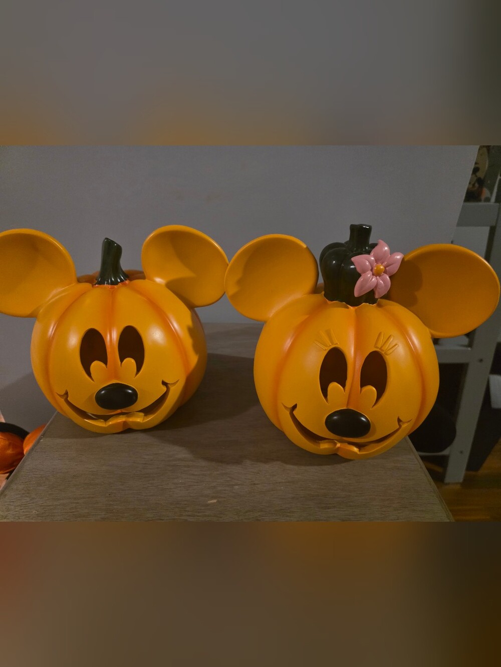 Mickey And Minnie Light Up Halloween Pumpkins